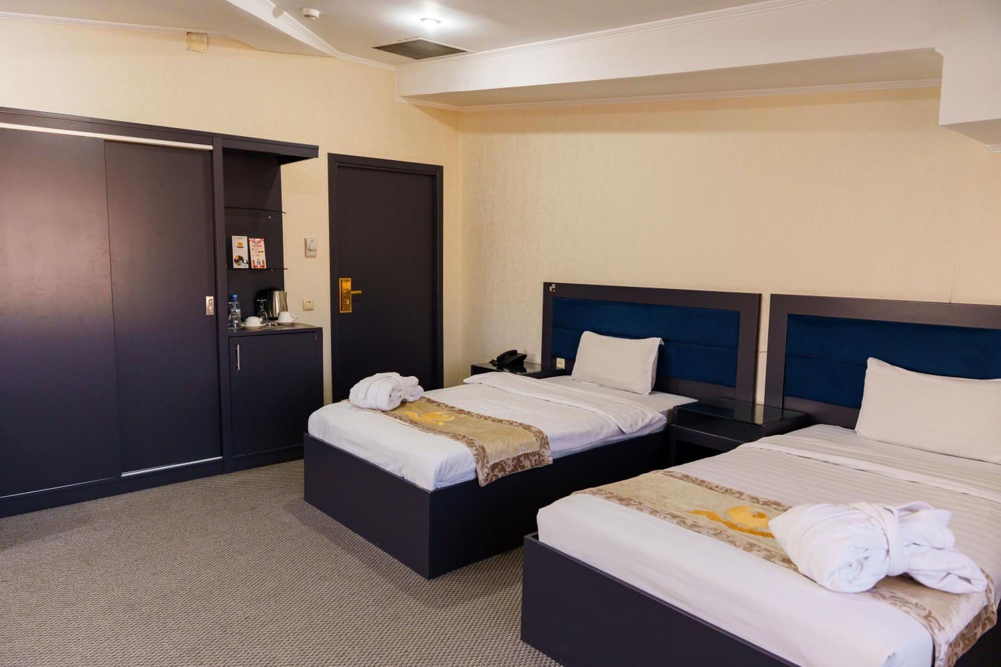 Almaty Grand Erbil Hotel Buitenkant foto