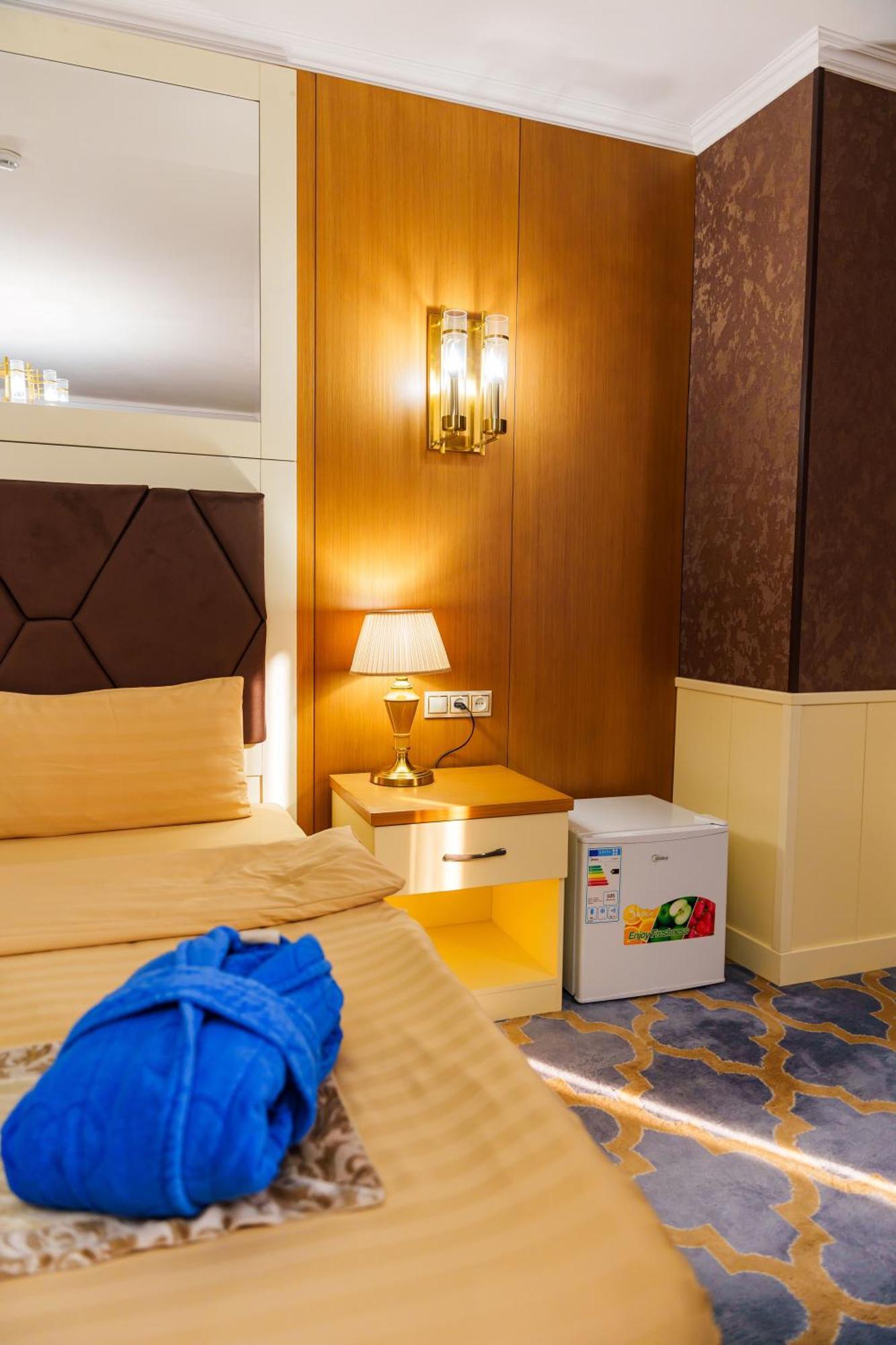 Almaty Grand Erbil Hotel Buitenkant foto